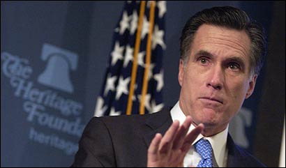'Americans want people of faith to lead their country,' Mitt Romney said at a luncheon in Washington.