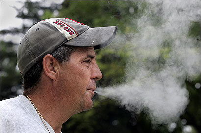 In the 30 years that Tim Campbell, 44, has been smoking, a month was the longest time he’s stayed away from cigarettes.