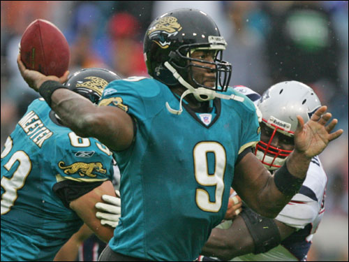Jacksonville quarterback David Garrard looked to keep the Jaguars playoff hopes alive with a win on Sunday.