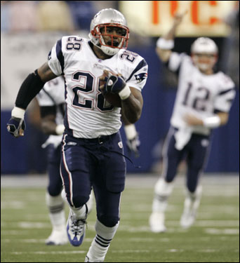Patriots running back Corey Dillon busted a long run that set up a Patriots score.