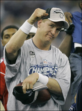 Peyton Manning gestured to the crowd.