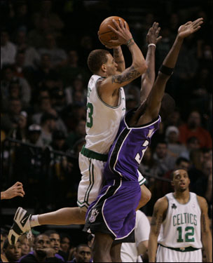 Delonte West came back strong for the Celtics with 25 points, 6 assists, and 4 rebounds in his return from a back injury. Still, a struggling Kings team came up with a win.