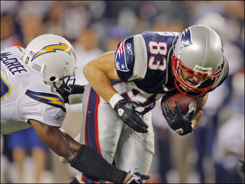 Patriots wide receiver Wes Welker dove for extra yards in the first quarter.