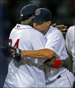 Remembering the 2007 Red Sox: Josh Beckett - Over the Monster