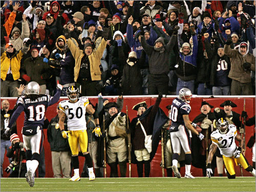 Patriots wide receiver Jabar Gaffney (10) was in the end zone, having beaten Steelers safety Anthony Smith on a third-quarter touchdown pass.