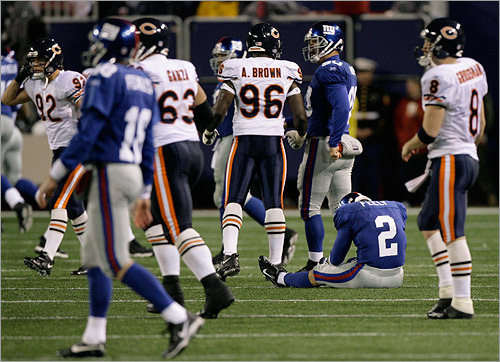 For McCain NFL placekicker Jay Feeley, shown in 2006 when he played for the New York Giants (number 2), says he is a political junkie. Although Feeley said he found both of Obama's books interesting, he plans on voting for McCain.