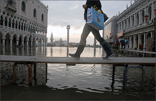 Download this Woman Walked Platform Cross Venice Piazza San Marco Which picture