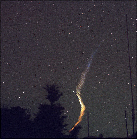 The train from a brilliant Leonid meteor over Linville, N.C., on Nov. 18, 2001.
