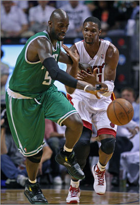 3. Kevin Garnett will have 25 double-doubles The lockout may benefit Garnett more than any other player. KG looked like a different player last season, finally getting over a knee injury that caused him to miss the 2009 playoffs and limited him in 2009-2010. Garnett had 28 double-doubles last season after putting up just 10 the year before. Rivers spoke Thursday about getting Garnett's minutes right this season, but one thing is clear: two fewer months means a fresher Garnett, which could be one way in which this year's team is better than last year's.