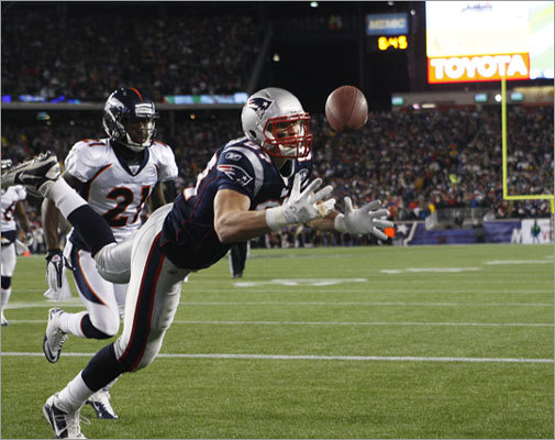 http://cache.boston.com/bonzai-fba/Globe_Photo/2012/01/14/gronkowski_td__1326592311_4269.jpg