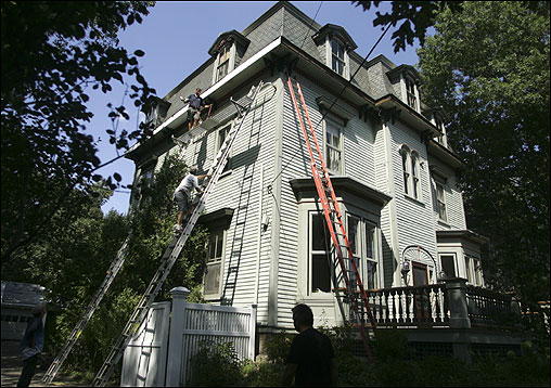 Workers at a stately home in Savin Hill, the neighborhood once known as ''Stab 'n' Kill.''