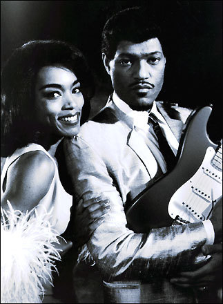 Laurence Fishburne and Angela Bassett in 'What's Love Got to Do With It'