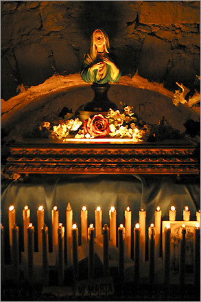 A Sicilian devotional consecrated to Mary.