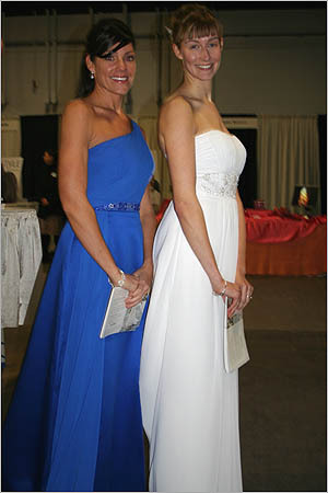 discontinued davids bridal dresses. (Discontinued badgley mischka