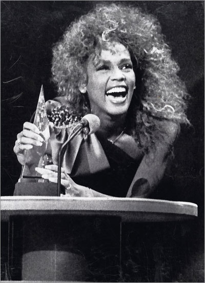 Whitney Houston, 1986