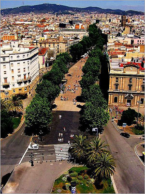 Pedestrian mall Who needs buildings with all of the nature present in the Greenway? Why not build something similar to La Ramba in Barcelona, shown here, which is a pedestrian mall. Robert Gray from Newton believes the city needs an area with 'art displays, seating areas, entertainers' and more that would attract people and allow socializing in a large city.
