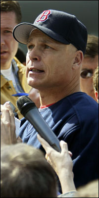 http://cache.boston.com/images/bostondirtdogs//Headline_Archives/bm_wrap_4.6.jpg