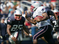 Rosevelt Colvin led the celebration after a sack late in the Patriots' 28-3 win over the Jaguars.