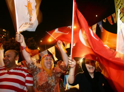 Supporters of Turkey's ruling Justice and Development Party celebrated the victory in Istanbul yesterday.