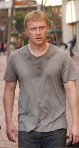 Kevin McKidd plays a time traveler in San Francisco.