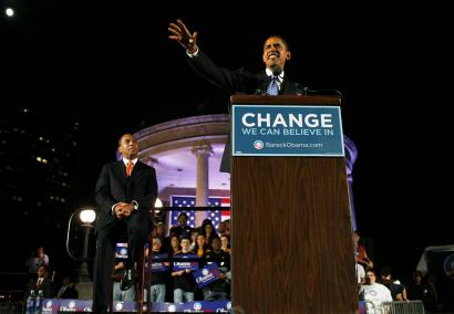 At a rally last night on Boston Common, Governor Deval Patrick endorsed the presidential campaign of Barack Obama (right). The event was the culmination of a courtship by Obama, a friend, and Hillary Clinton, to whom Patrick also has ties.