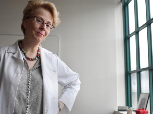 Dr. Denise Faustman attempts to understand why autoimmune diseases come in clusters.