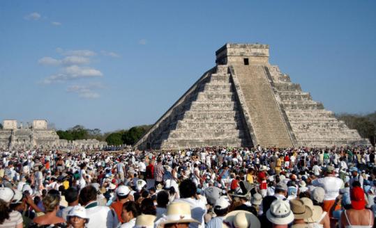 El Castillo Equinox