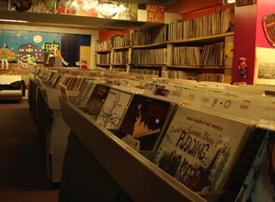 teleprompt records store