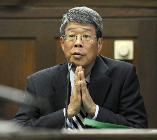 Dr. James Chu testifies during the Clark Rockefeller trial