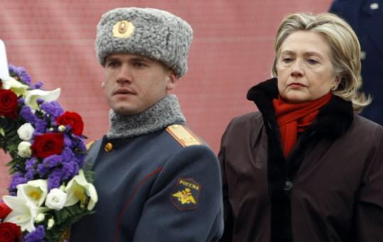 Hillary Rodham  Clinton participated in a wreath-laying ceremony at the Tomb of the  Unknown Soldier in Moscow.