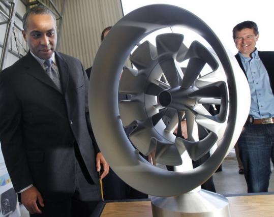 Governor Deval Patrick looked at a prototype of a shrouded wind turbine with Stanley Kowalski III, a founder of FloDesign Wind Turbine Corp.