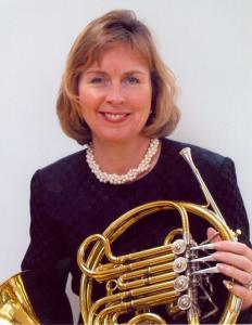 Nona Gainsforth played French horn for the Boston Pops Esplanade Orchestra, Boston Classical Orchestra, Montreal Symphony Orchestra, and the State Symphony Orchestra of Mexico.