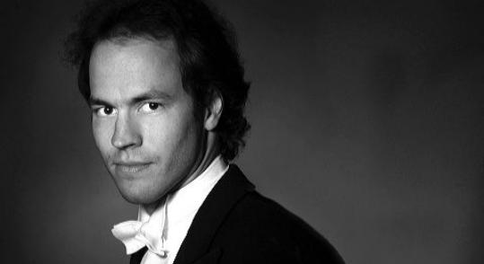 Johannes Debus conducts the Boston Symphony Orchestra tonight at Tanglewood.