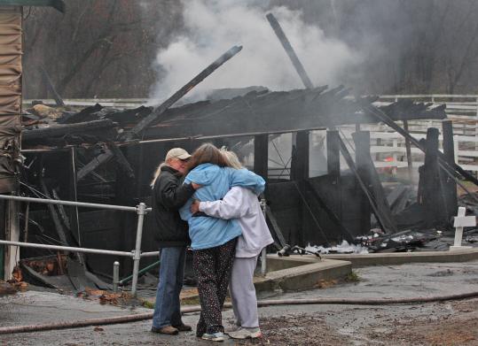 Sharon Stable Fire Kills 9 Horses The Boston Globe