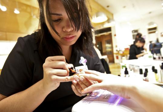 Shellac manicure nails down the concept of staying power