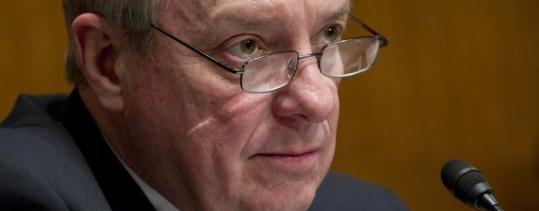 US Senator Dick Durbin will offer a bill that would allow states to collect tax from Internet vendors.