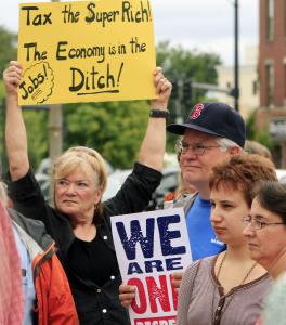 'No Jobs Fair' rally in NH protests budget cuts