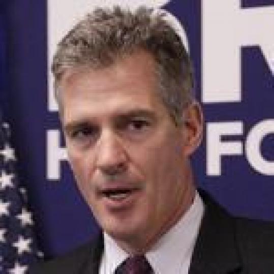 Senator Scott Brown voted for Wall Street overhaul, but emails suggest he sought a loose interpretation of a key rule.