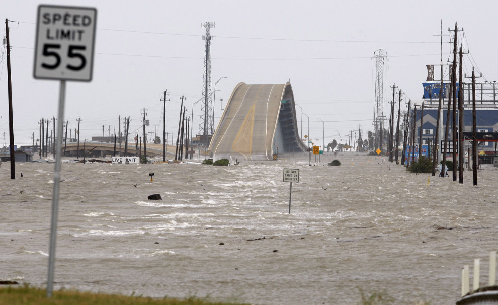 Ike Hurricane Pictures