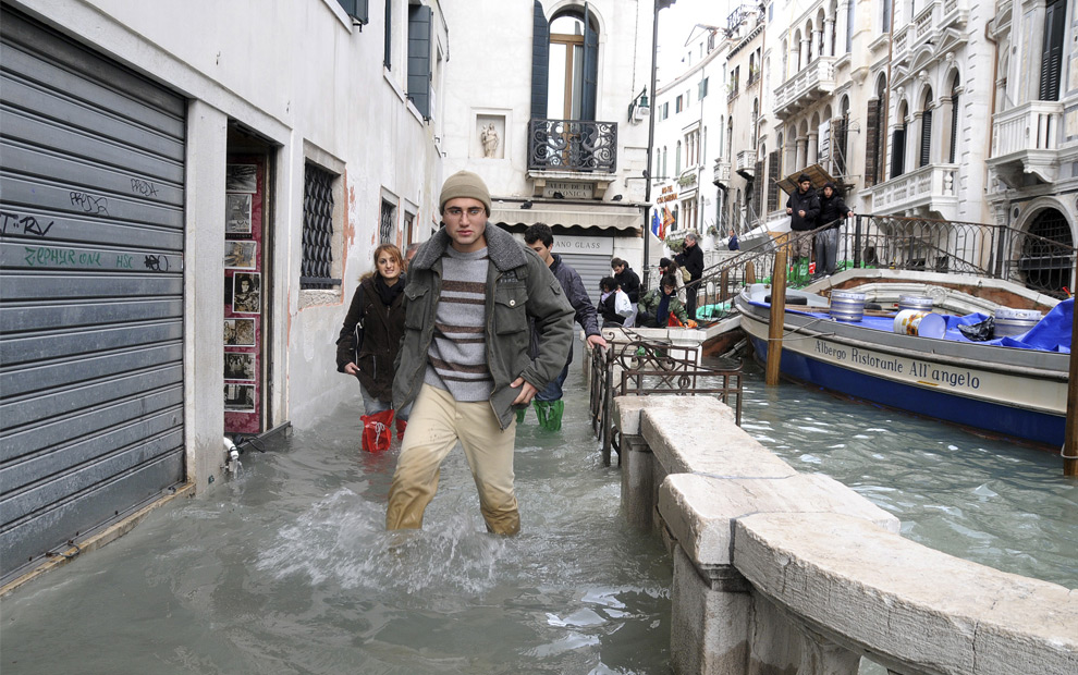 pictures of venice italy today. Venice under water