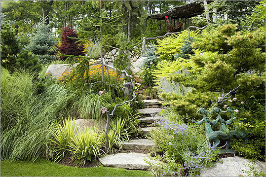 Lush life for a Cape garden - Boston.com