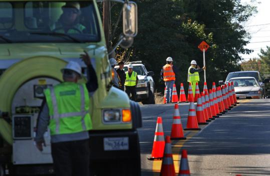 Menino pushing for police as flaggers - The Boston Globe