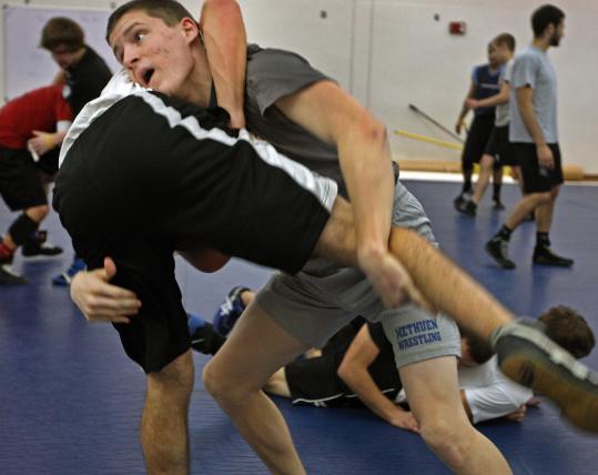 Methuen High School wrestlers determined to pin down New England titles ...