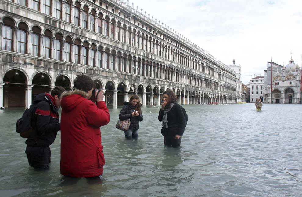 Venice under water - Photos - The Big Picture - Boston.com